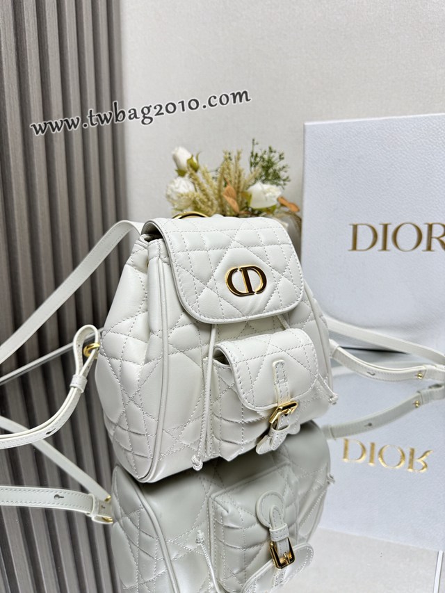 Dior专柜新款迪奥顶级原单Caro双肩背包白色羊皮革超大藤格 djfk1069